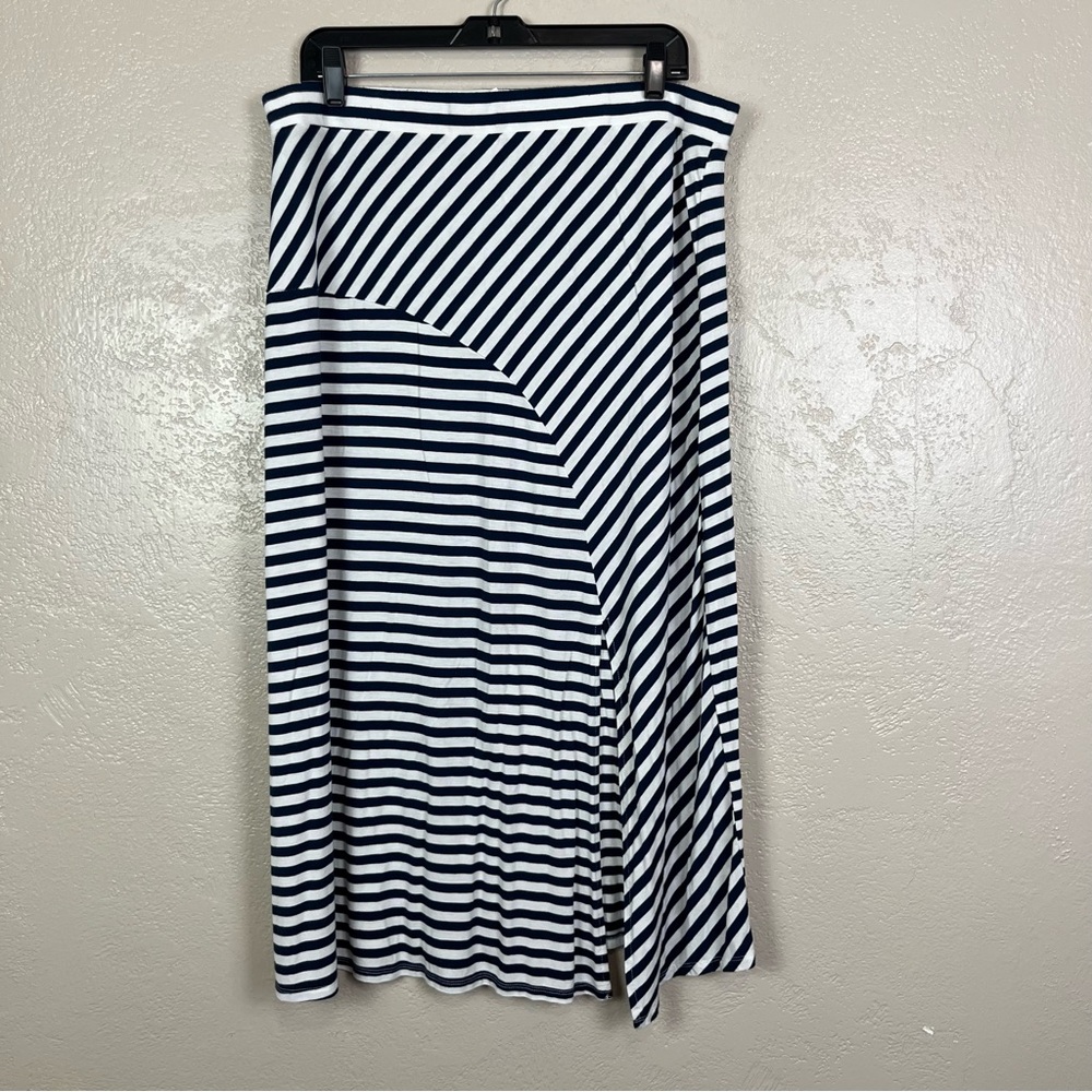 5 for‎ $30 Time and true women pull on elastic waist striped skirt size XL